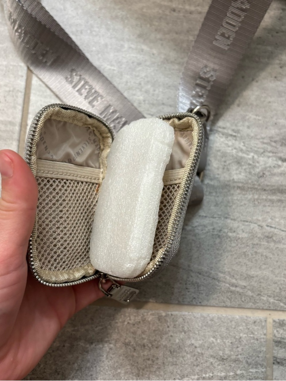 Steve Madden Evelyn Bag - Picture 12 of 14